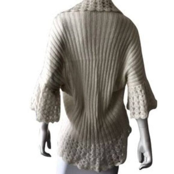 Cache Ivory Mohair Blend Open Front Shawl With Bell Sleeves & Scalloped Trim - Picture 3 of 3